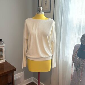 Like new! Maeve by Anthropologie professional/casual long-sleeve top Cream Sz. M